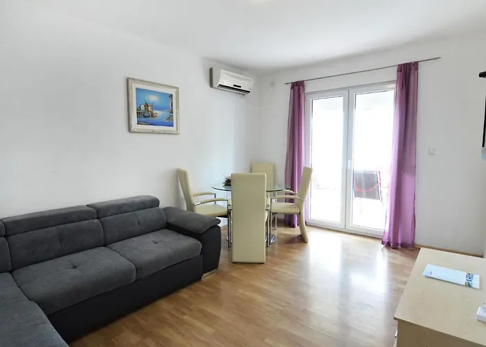 Josip-1 By Interhome